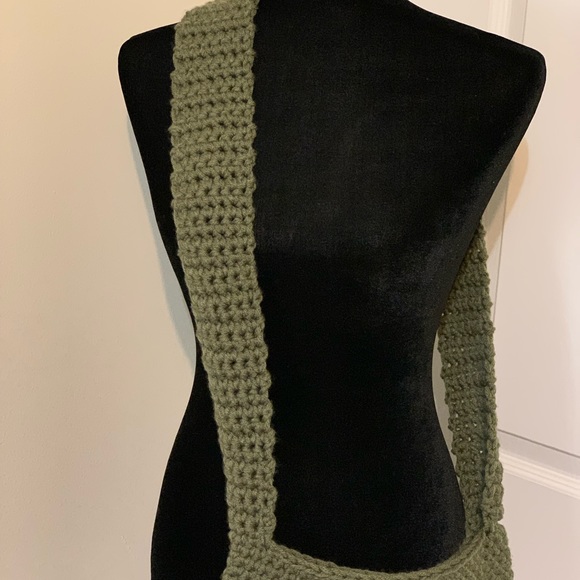 Crossbody Bag Handmade Crocheted - Picture 8 of 16